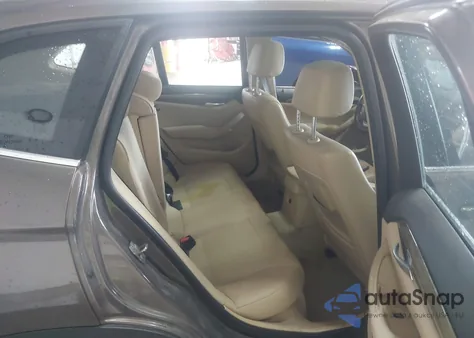 2013 BMW X1 xDrive28I из США, поврежденный, VIN WBAVL1C53DVR82039